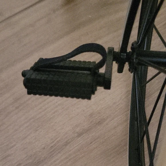 American Girl Samantha's Three Wheeled Bicycle with Basket